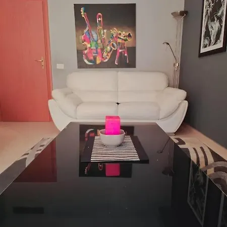 Tirana * Selitë e Vogël